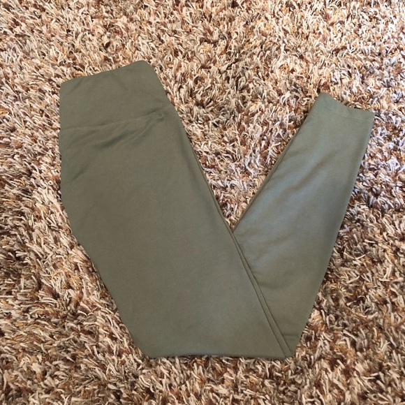 Balance Collection Pants - Balance Collection - olive green leggings size M